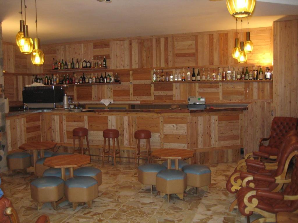 Hotel Holiday Debili Oulx Exteriér fotografie
